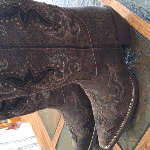 Shoes - Women's Laredo Western Cowboy Boots